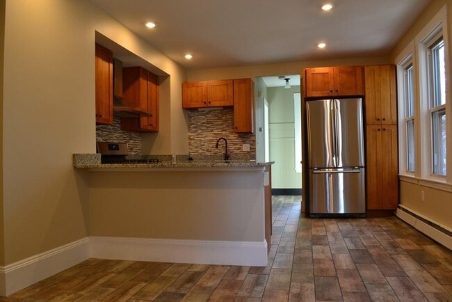 23 Alston St, Unit 2