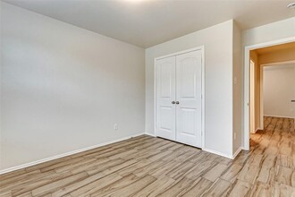 1355 Lariat Rdg Trl in Houston, TX - Building Photo - Building Photo