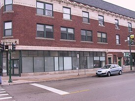 Harold Washington Apartments in Chicago, IL - Building Photo - Building Photo