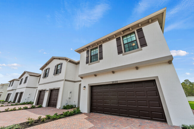 Villas of Torino in Port St. Lucie, FL - Foto de edificio - Building Photo