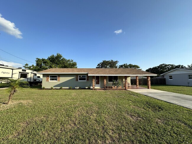 property at 1250 Pineapple Ln
