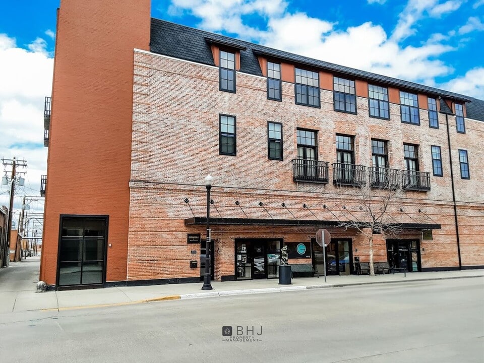 33 W Brundage St in Sheridan, WY - Building Photo