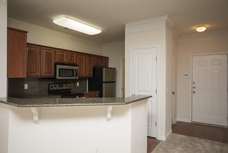 Greystone Falls in Columbus, GA - Foto de edificio - Interior Photo