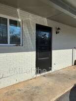4070 Bonne Venture Rd in Walkertown, NC - Building Photo