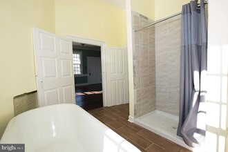 9400 Justice Ln, Unit Main Floor in Delaplane, VA - Building Photo - Building Photo