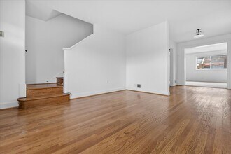 4336 Dubois Pl SE in Washington, DC - Building Photo - Building Photo