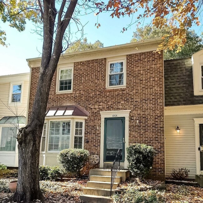 property at 6106 Heron Pond Ct