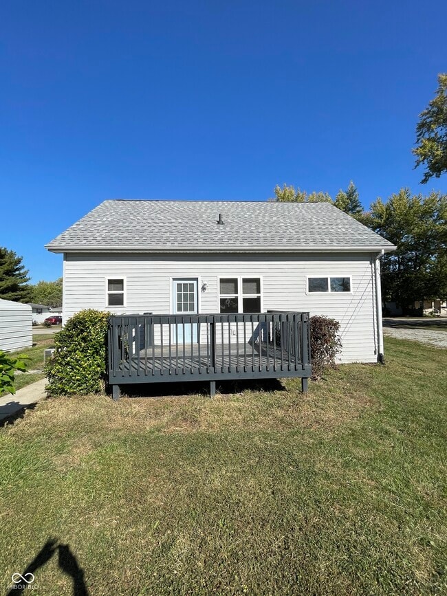 318 Illinois St in Fortville, IN - Building Photo - Building Photo