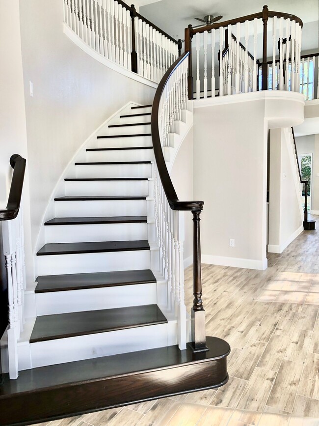 property at 5711 Silver Bay Ct