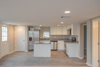 311 N 10th Ave in Sterling, CO - Building Photo - Building Photo