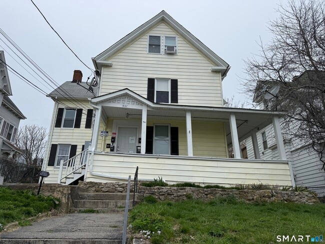 property at 837 Bank St