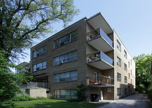 Highbourne Court in Toronto, ON - Building Photo - Primary Photo