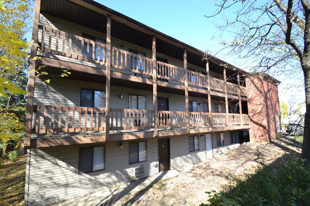 278 Torrey St, Unit B in Akron, OH - Foto de edificio