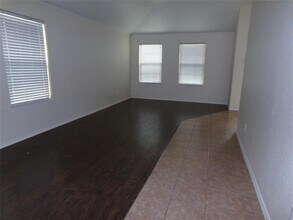 4201 Jasper Ln in Granbury, TX - Building Photo - Building Photo