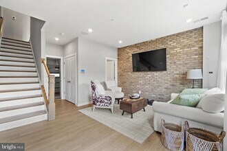 5660 Little Branch Run in Hyattsville, MD - Building Photo - Building Photo