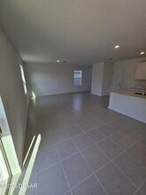 1243 Belle Isle Ln in Daytona Beach, FL - Building Photo - Building Photo