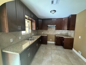 702 Majorca Dr in Houston, TX - Building Photo - Building Photo