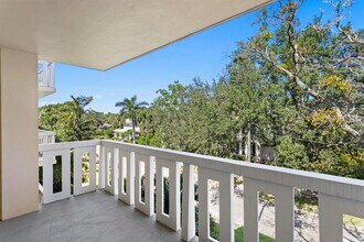 1200 N Shore Dr NE in St. Petersburg, FL - Building Photo - Building Photo