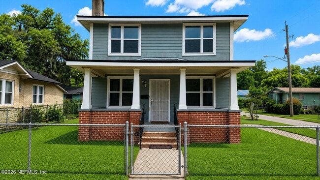 property at 346 Acosta St