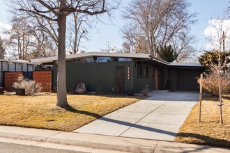 1439 S Filbert Way in Denver, CO - Building Photo - Building Photo