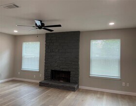 8811 Cainwood Ln in Austin, TX - Building Photo - Building Photo