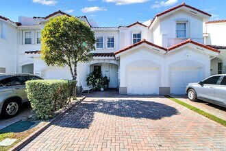 4362 NW 114th Path in Doral, FL - Building Photo - Building Photo