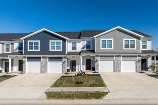 Sandstone Townhomes in Bonner Springs, KS - Building Photo