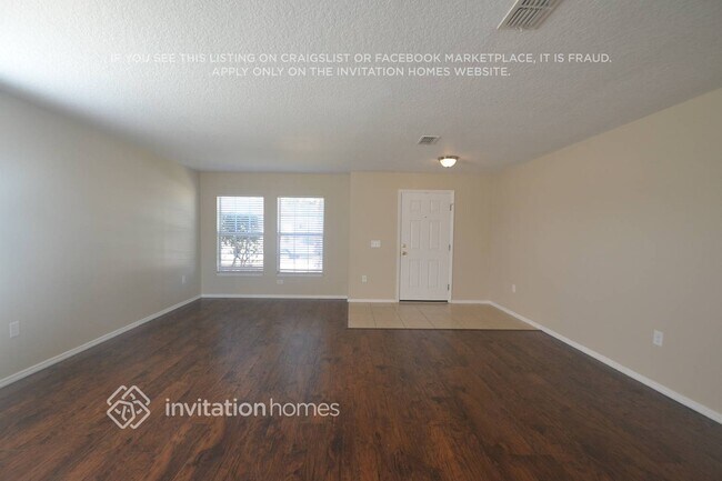 4431 Aruba Blvd in Clermont, FL - Foto de edificio - Building Photo