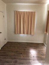6939 E Kings Canyon Rd in Fresno, CA - Building Photo - Building Photo