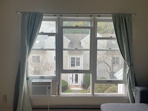 34 Salem Pl in Amherst, MA - Building Photo - Building Photo