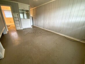 417 6th St-Unit -4 in Lake Charles, LA - Building Photo - Building Photo