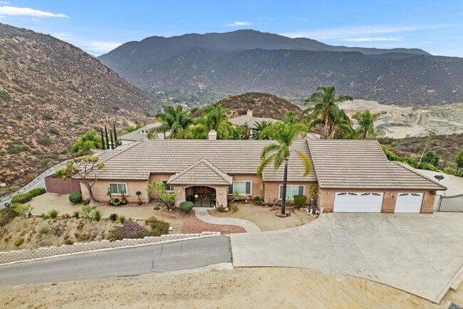 2378 Maudey Bell Ct in El Cajon, CA - Building Photo - Building Photo