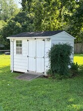 1209 Foxcroft Rd in Richmond, VA - Building Photo - Building Photo