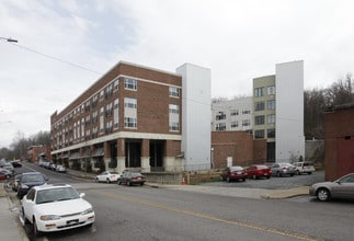 Glen Rock in Asheville, NC - Foto de edificio - Building Photo