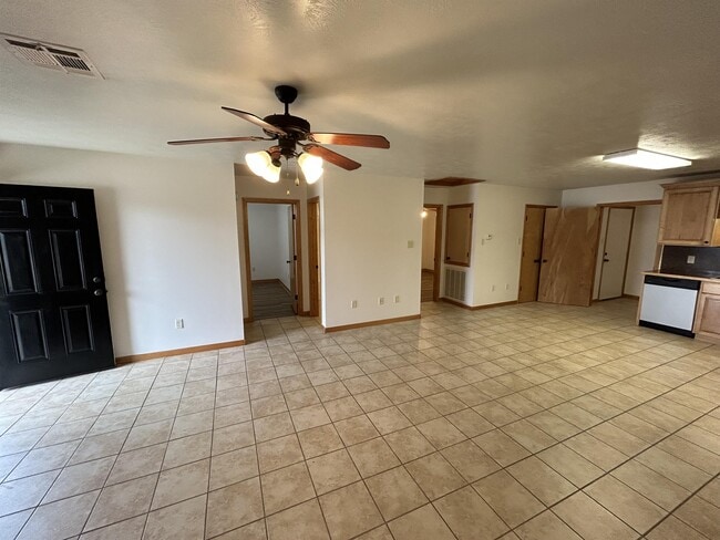 2722 Ryan Rd in Lake Charles, LA - Building Photo - Building Photo