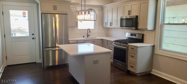 13 King St in Morristown, NJ - Building Photo - Building Photo