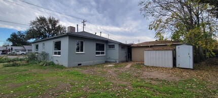 2240 Ferry St in Anderson, CA - Building Photo - Building Photo