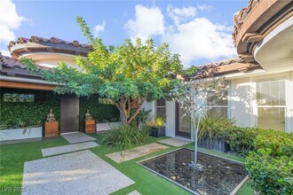 72 Panorama Crest Ave in Las Vegas, NV - Building Photo - Building Photo