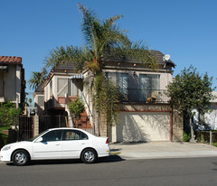 129 11th St Apartments