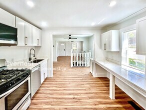 1391 N Druid Hills Rd NE in Atlanta, GA - Building Photo - Building Photo
