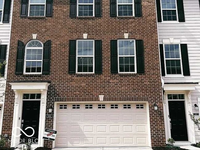 property at 6886 Sunstone Pl