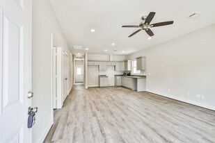 420 Ave B in La Marque, TX - Building Photo