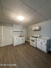 39 Douw St in Troy, NY - Building Photo - Building Photo