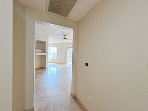 71 E Agate Ave in Las Vegas, NV - Building Photo - Building Photo