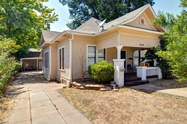 property at 2219 Refugio Ave
