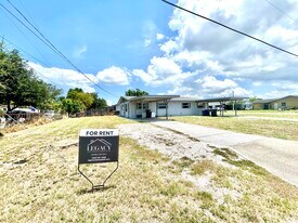 6204 42nd Ave W, Unit 6204 in Bradenton, FL - Building Photo