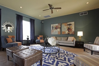 The Lakes at Deerfield in Deerfield Beach, FL - Building Photo - Building Photo