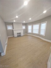 1635 Hillcrest Rd in Cleveland Heights, OH - Building Photo - Building Photo