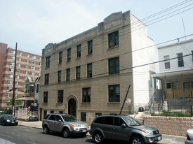 2190 Bathgate Ave Apartments