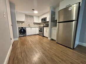 4113 S Semoran Blvd in Orlando, FL - Building Photo - Building Photo